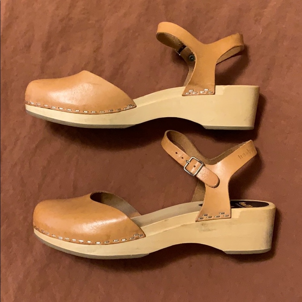Swedish Hasbeens Covered Low Clogs